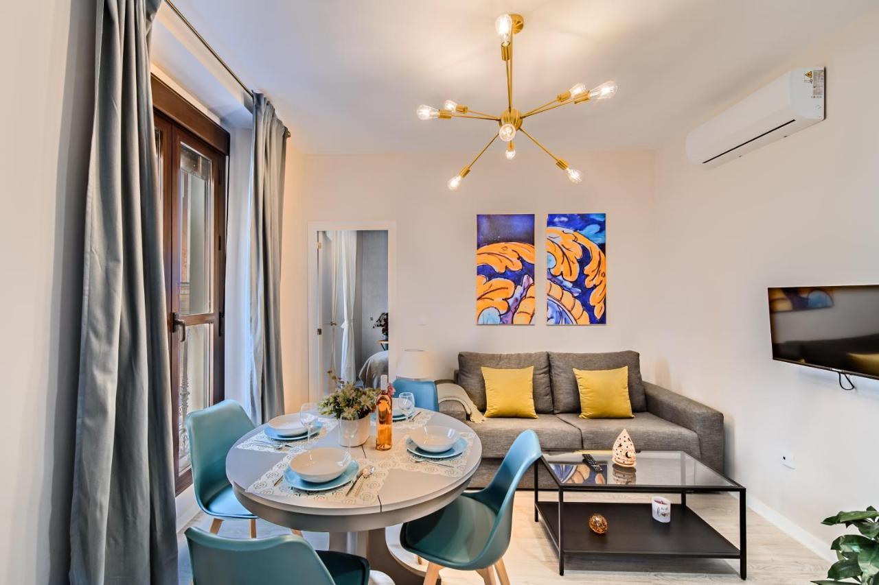 Apartamentos San Pedro セビリア エクステリア 写真